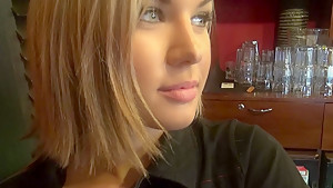 I had to put my cock in this barmaid