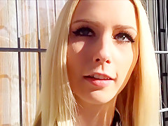 Crazy amateur Blonde